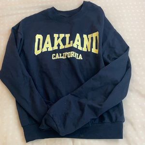 Navy Oakland California sweatshirt pullover